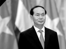 Trong khi hàng triệu người dân TP.HCM
