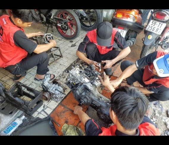 CỨU HỘ XE MÁY  THÀNH PHỐ  HCM  / SỬA XE LƯU ĐỘNG SÀI GÒN 