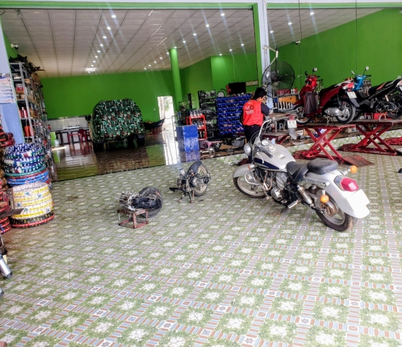 CỨU HỘ XE MÁY  SỬA XE LƯU ĐỘNG 24H